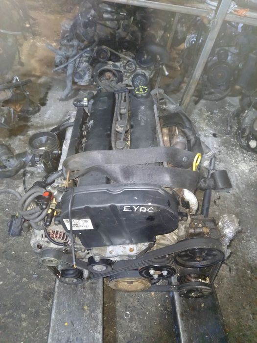 Двигатель на Форд Фокус мk1 1.8л EYDC