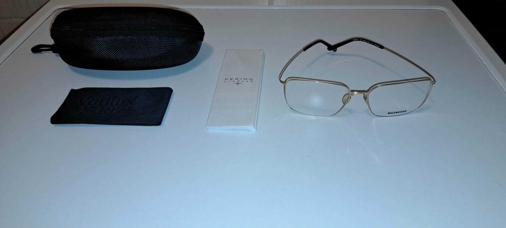 Rama de ochelarii BALENCIAGA originali din Titanium prod nou