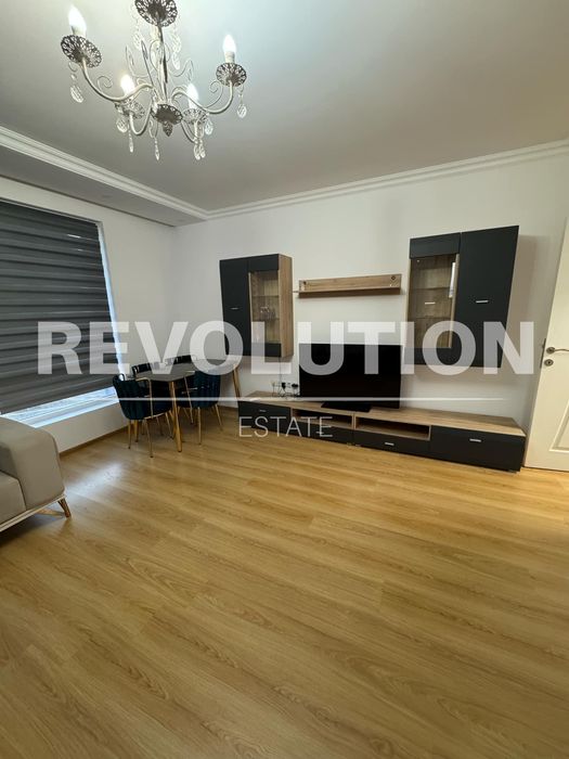 Дава се под наем Двустаен апартамент в Пловдив, Коматево - 55 кв.м за 375 € - Снимка #1