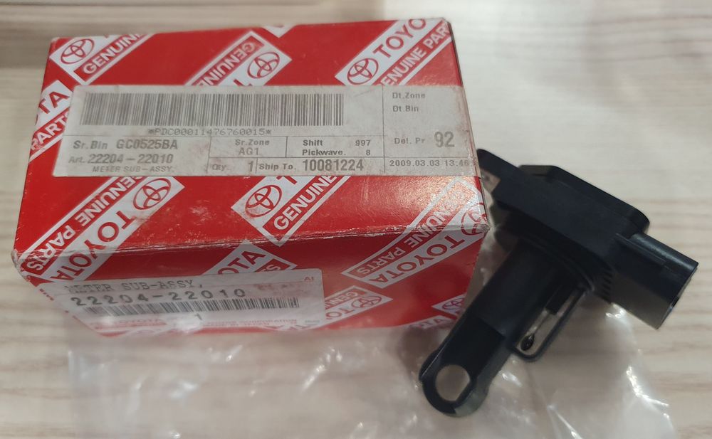 ДМРВ Denso для Toyota 22010