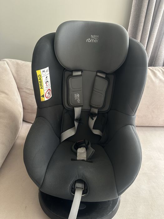 Детско столче за кола Britax Römer Dualfix 2 R (0–18 кг)