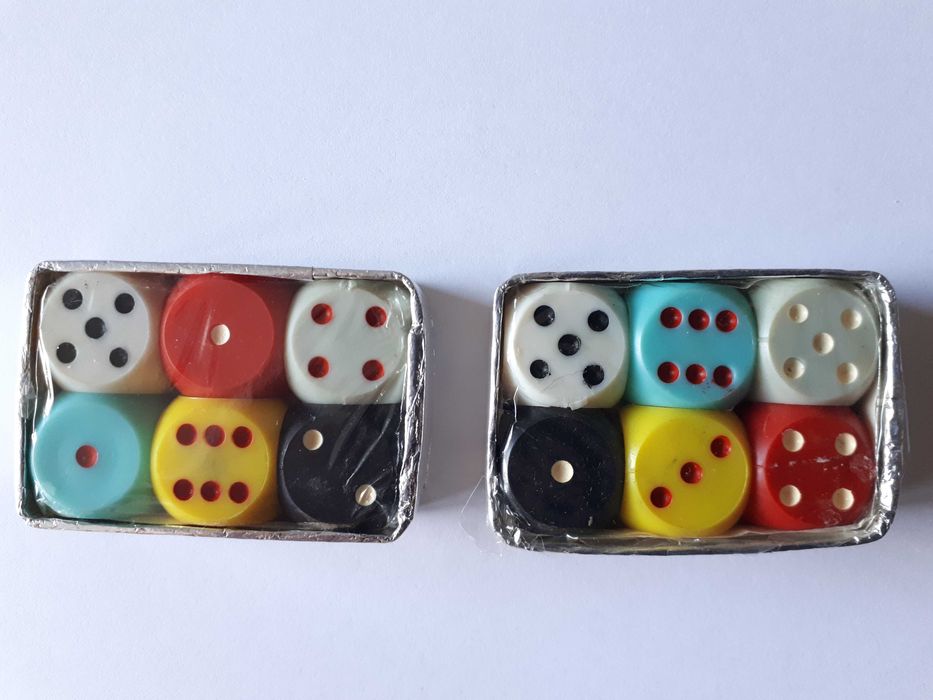 Продавам нови зарчета за „Генерал“, "Барбут", гадаене и т.н.
