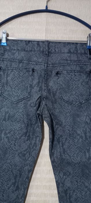 Женские брюки скини,