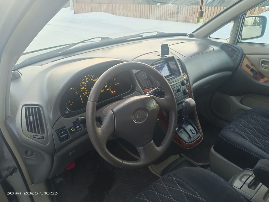 Продам Lexus RX 300