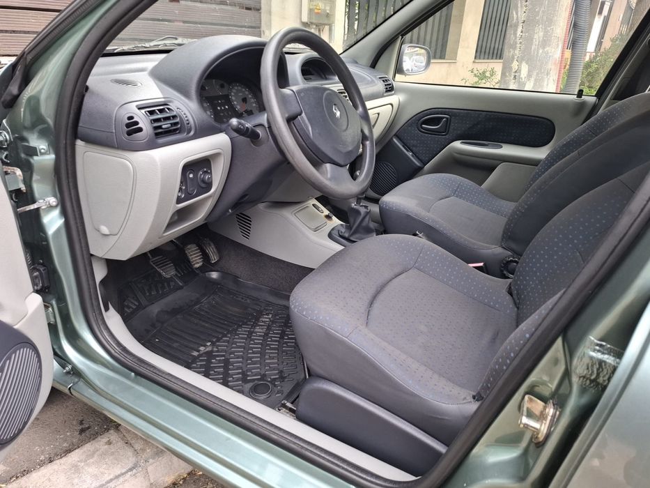 Renault Clio - 1.4 - 71.000 KM REALI
