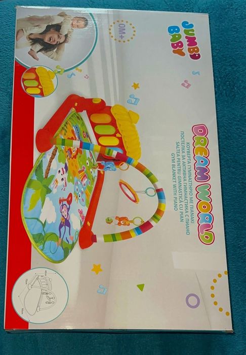 Saltea activitati  + perna  multifunctionarede + salopeta + biberoane