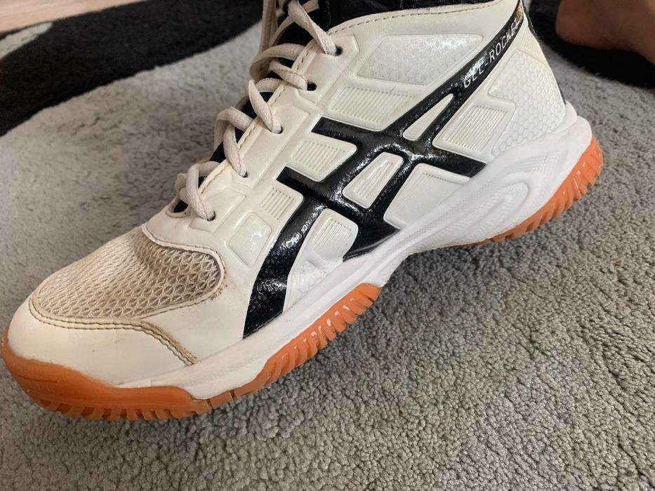 волейбольный кроссовки