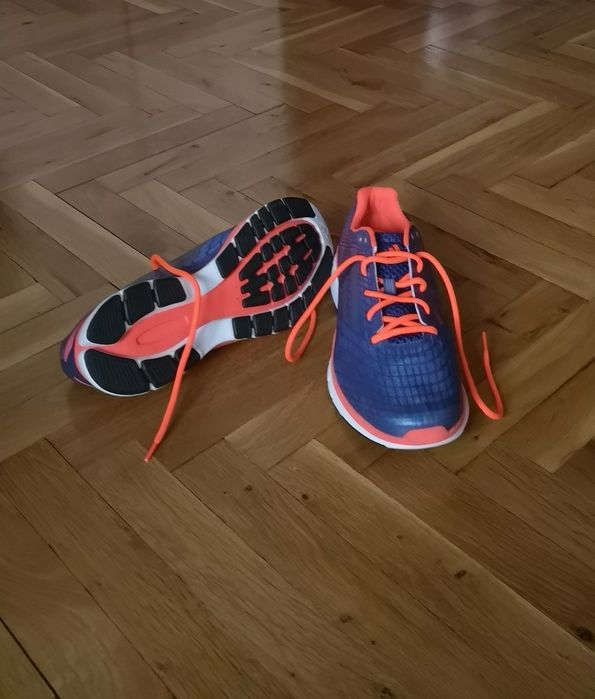 Оригинални мъжки маратонки Adidas номер 42.2/3