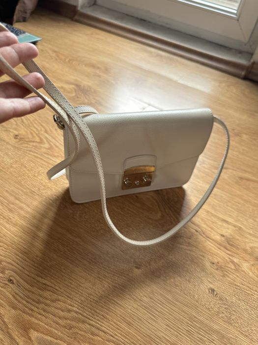 Geantă Furla Albă
