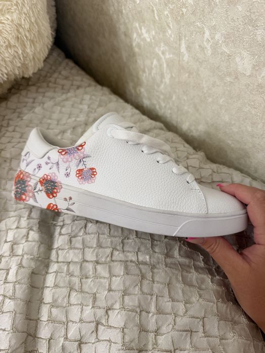 Кроссовки ted baker