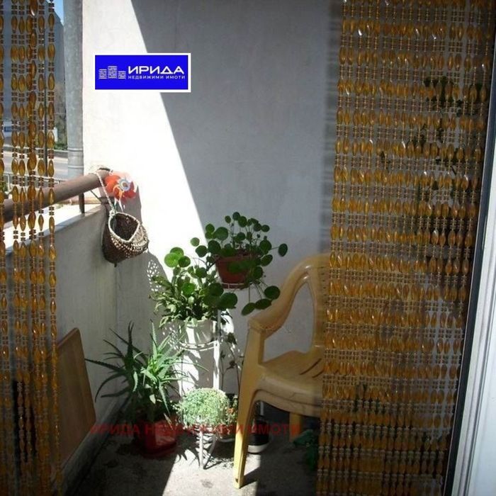 Двустаен апартамент в кв. Оборище