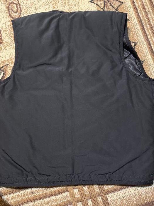 HUGO елек носен 2 пъти