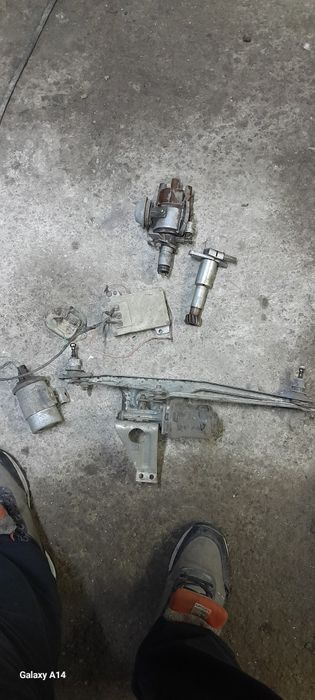 Запчясти на москвич