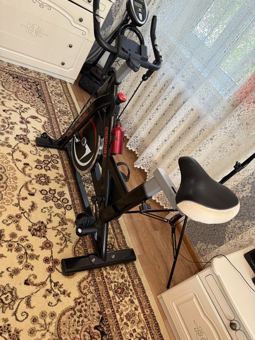 Продам велотренажер. Пользовалась совсем мало.