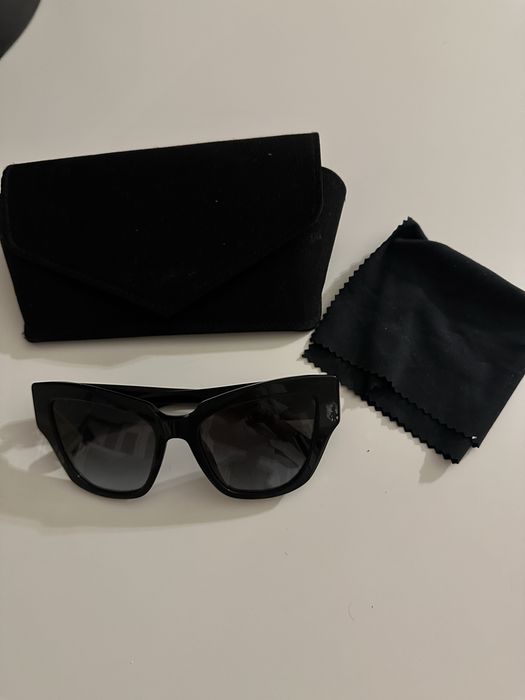 Очки солнцезащитные