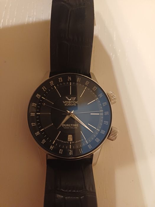 Продавам мъжки часовник VOSTOK