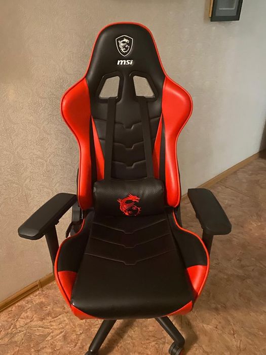 Игровое кресло MSI срочно