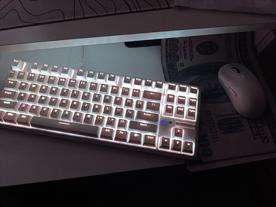 Продам клавиатуру ajazz