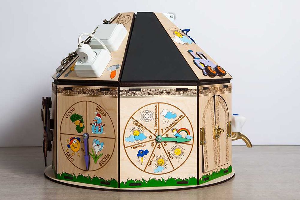 Бизиборд Юрта дерево