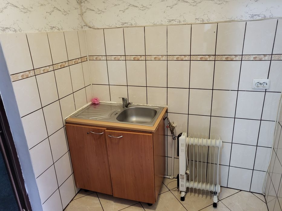 Garsoniera de închiriat