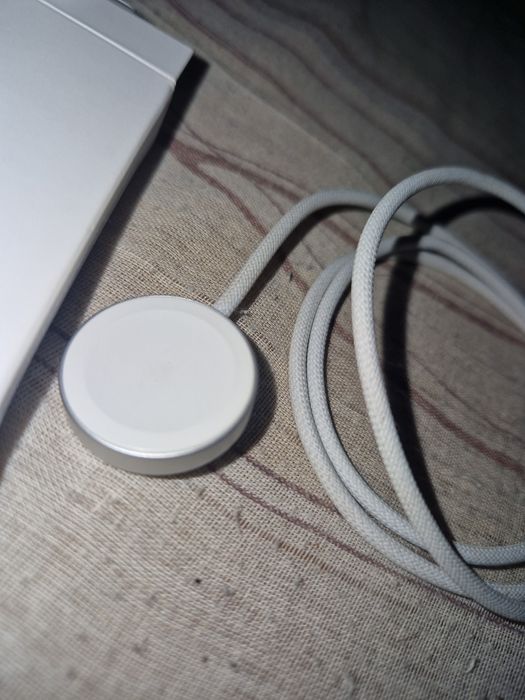 Зарядно за Apple Watch