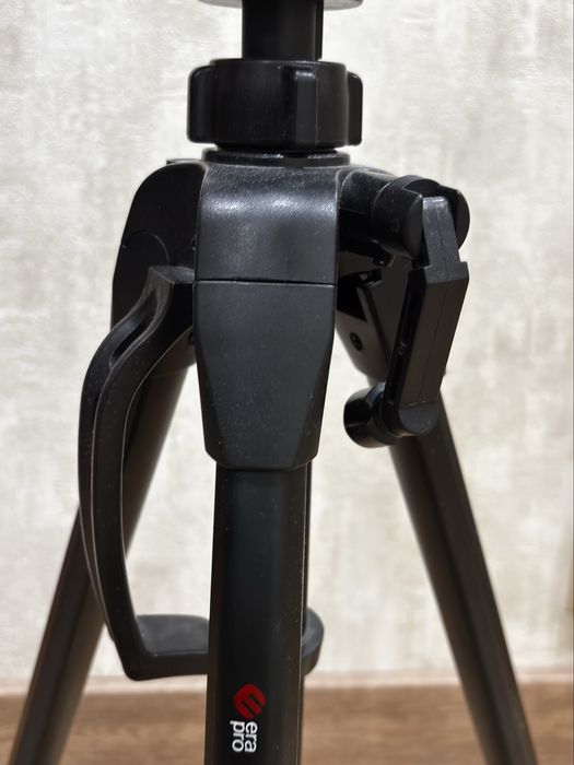 Штатив для мобильных и камер