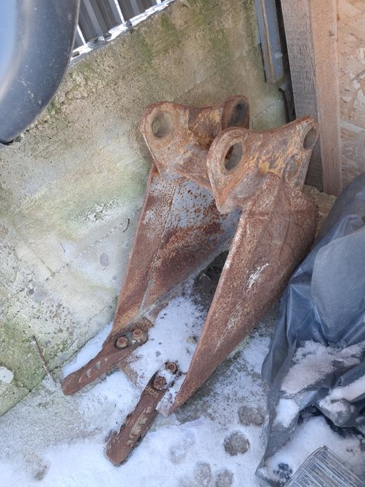 Cupa 30cm  buldoexcavator jcb