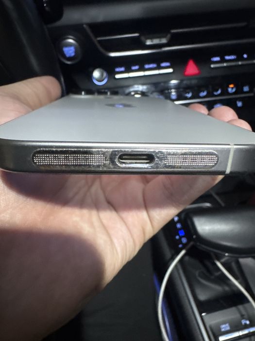 Продую срочна Айфон 16 про макс