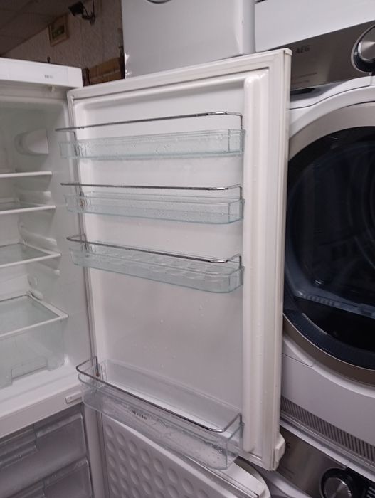 Комбиниран хладилник с фризер Миеле Miele с 2 години гаранция!