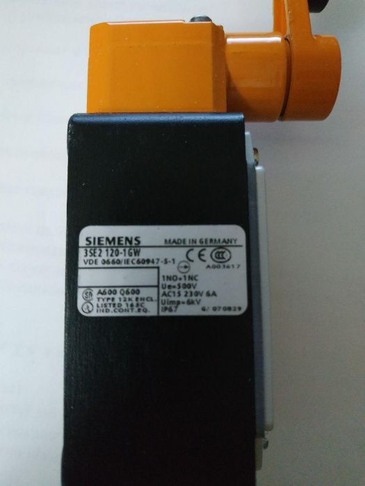 Концевой выключатель (концевик) Siemens 3se2 120-1gw