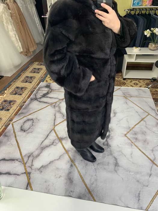 Продам норковые шубы