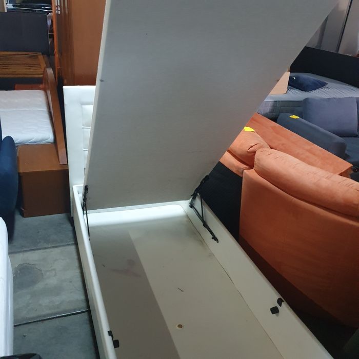 Pat dormitor 1 persoană