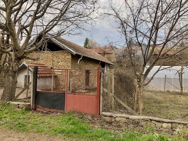 Продава се Парцел в с. Добромирка, Област Габрово - 1350 кв.м за 10 €/кв.м - Снимка #3