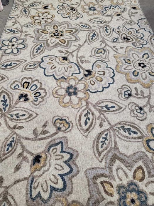 Килими по 30лв Броя Доставката с опция преглед с еконт.