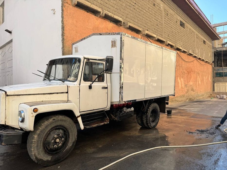 Срочно продаётся автомобиль GAZ 3307