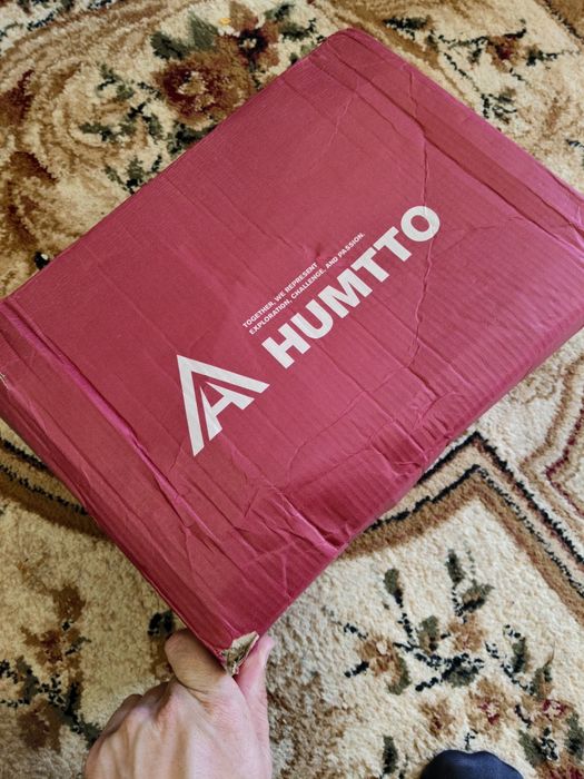 Новые кроссовки HUMTTO