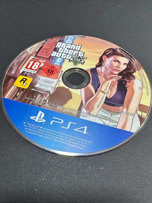 PlayStation 4 Slim 1TB + GTA V