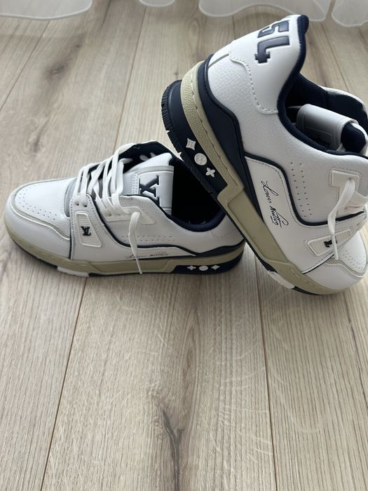 Adidași louis vuitton