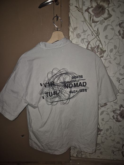 Кремава риза с къс ръкав Bershka стилна и минималистична

.

стилна и