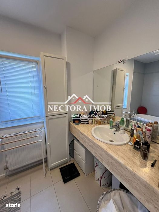 NECTORA IMOB Exclusivitate-Apartament SUPERB 3 cam cu TEREN si terasa