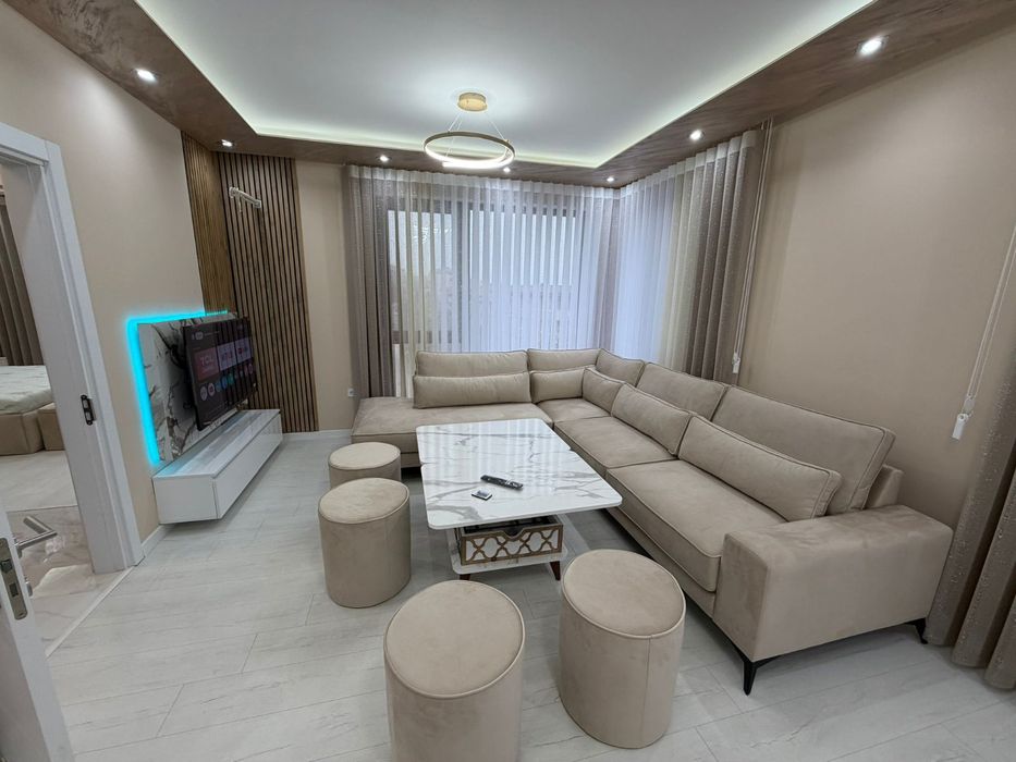 Мека мебел и спални легла