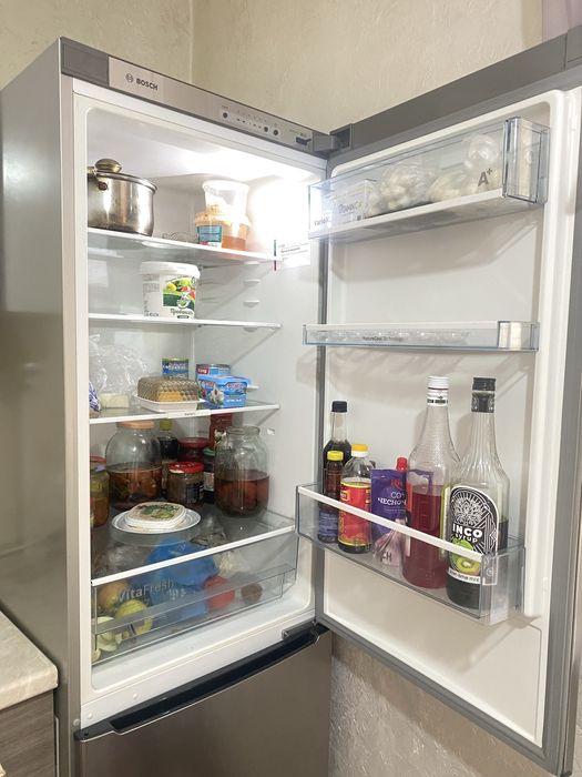 Продам холодильник