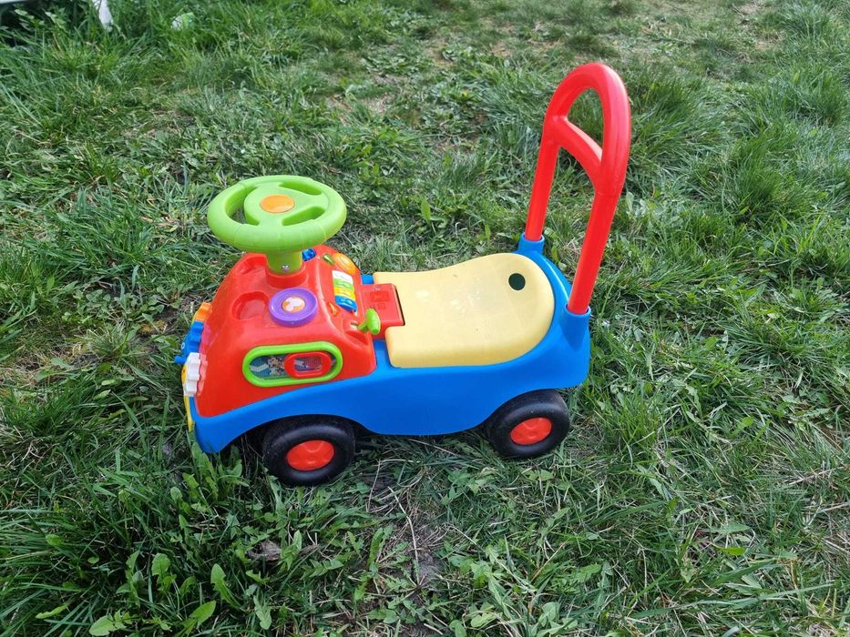 Vând masinuta copii premergator, sunete, lumini, volan, colorata, primii pasi