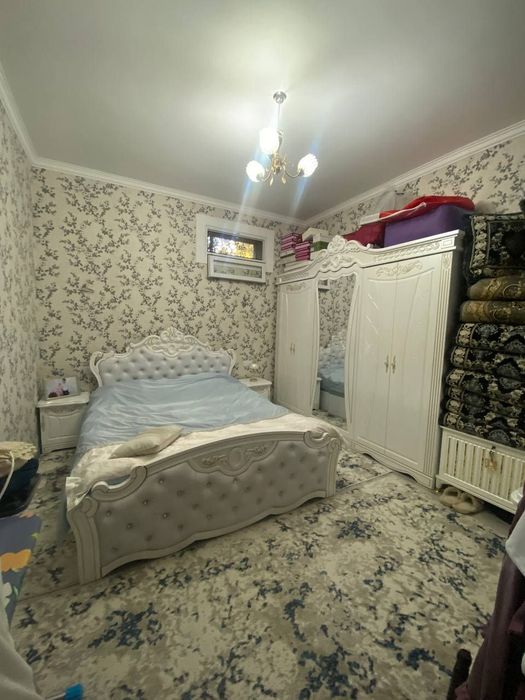 Hovli sotiladi wiribomda