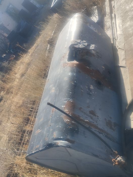 3 топливных бака,Камаз,Маз