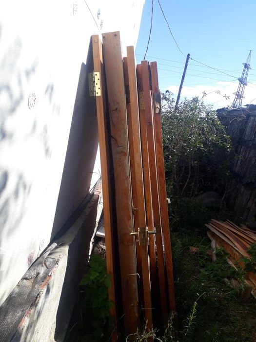 Продам двери межкомнатные