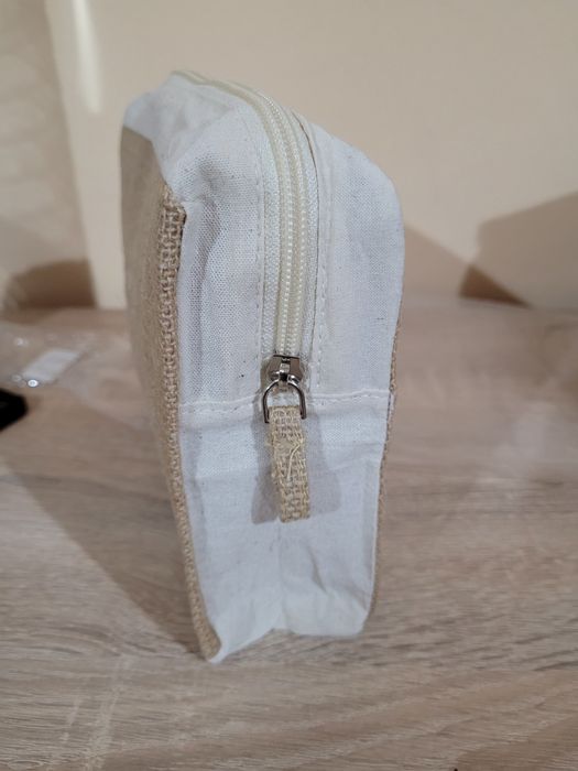 Козметични принадлежности