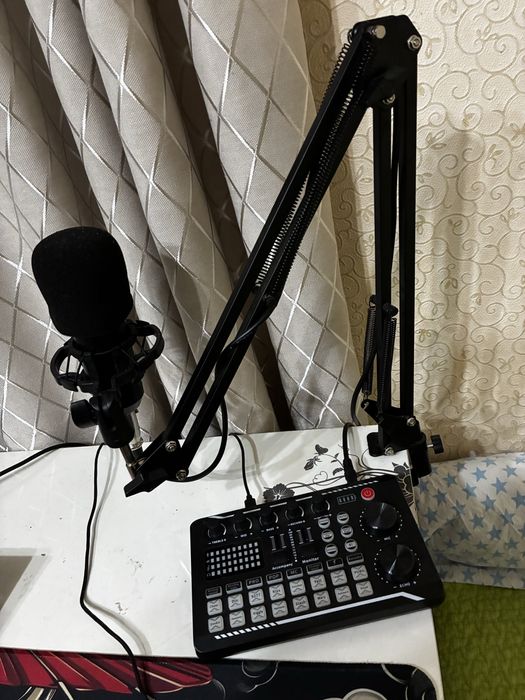 Микрофон BM800