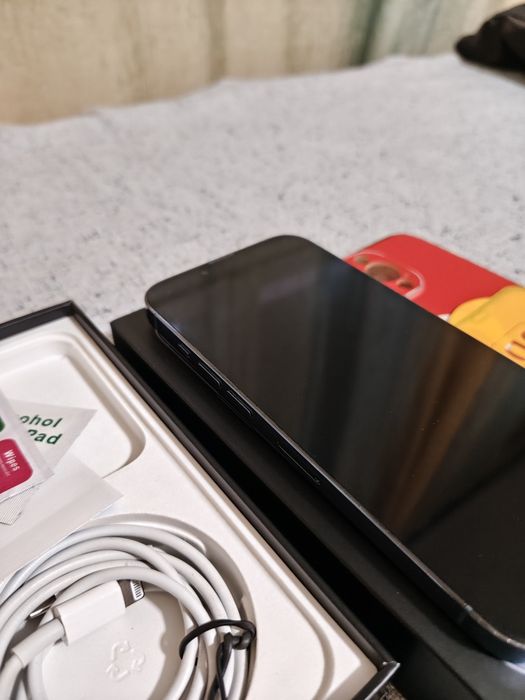 iPhone 13 Pro - 128GB , Sierra Blue - пълен комплект