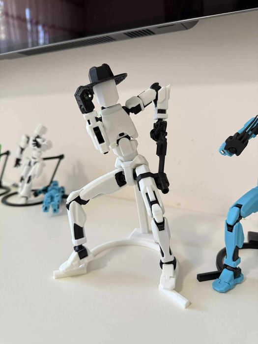 Сглобяеми екшън фигурки – забавление и развитие за деца